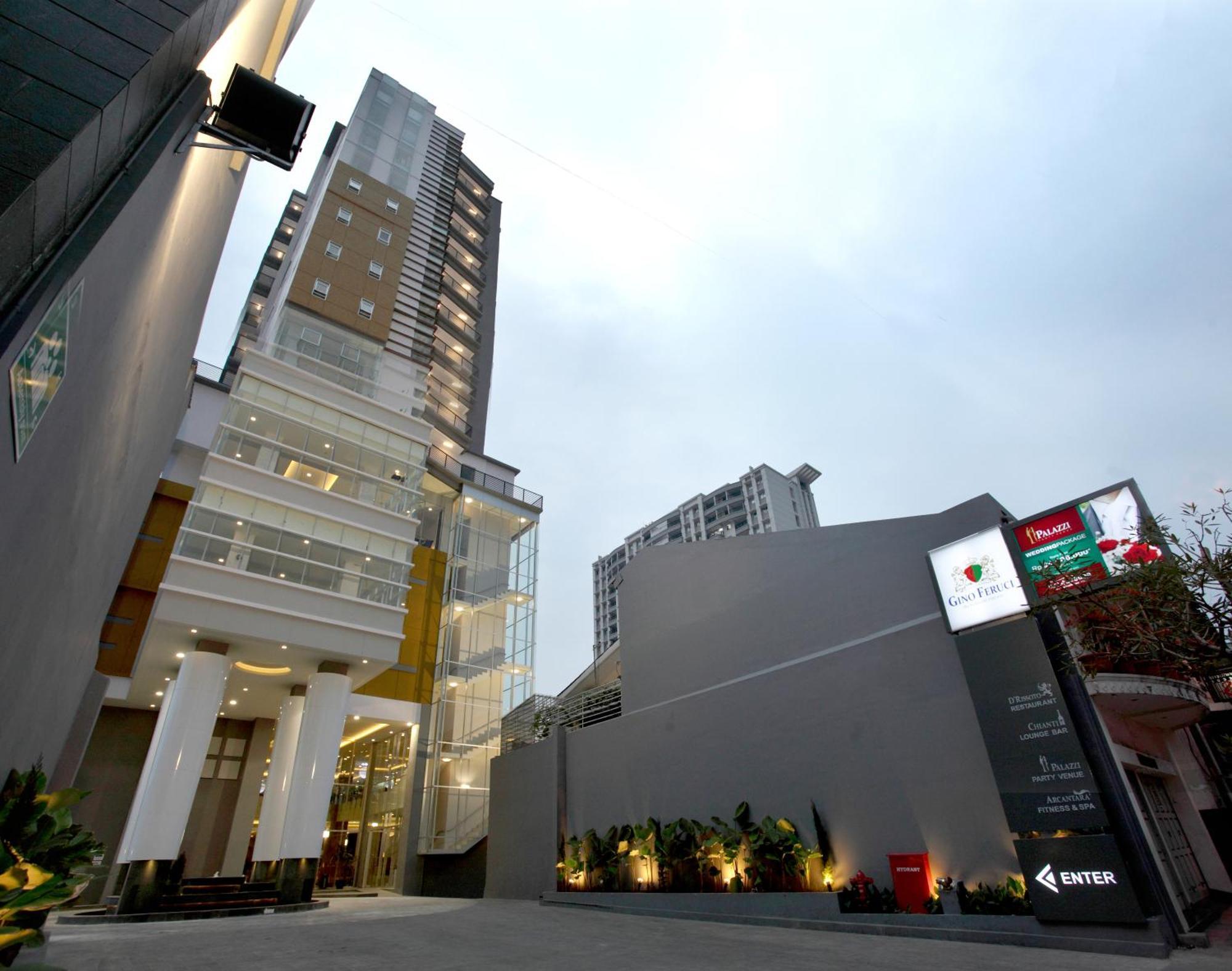 Hotel Gino Feruci Braga By Kagum 4*