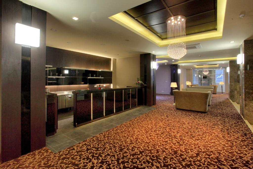 Gino Feruci Braga By Kagum Bandung