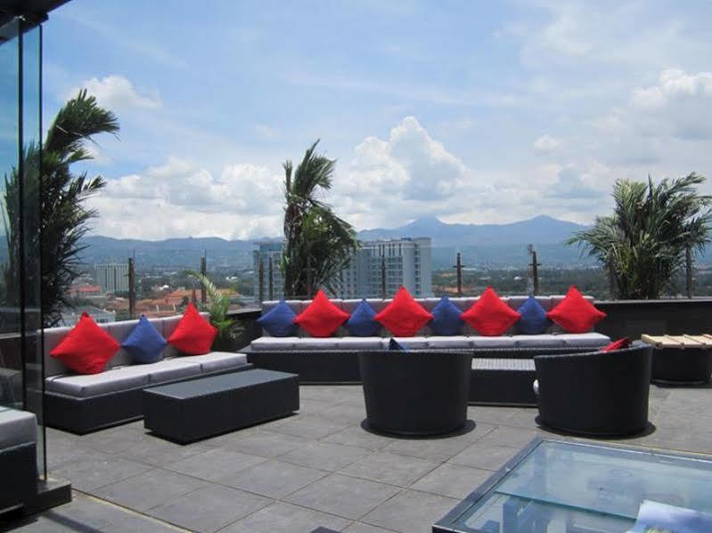 Gino Feruci Braga By Kagum Bandung